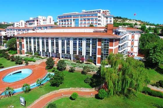 جامعة ايشك